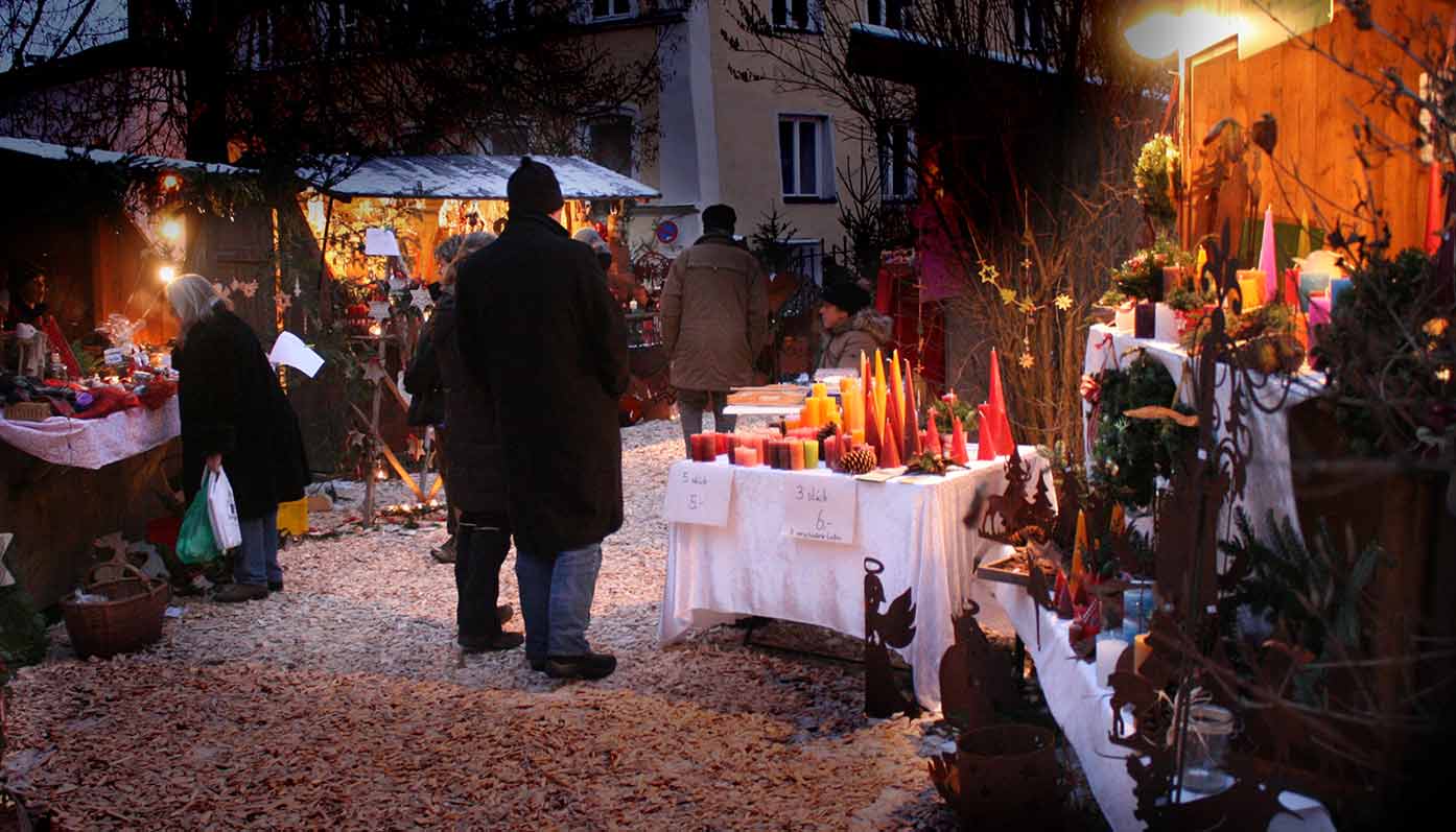 Der Barbaramarkt in der Altstadt Tttmoning wird von der Kolpingsfamilie organisiert