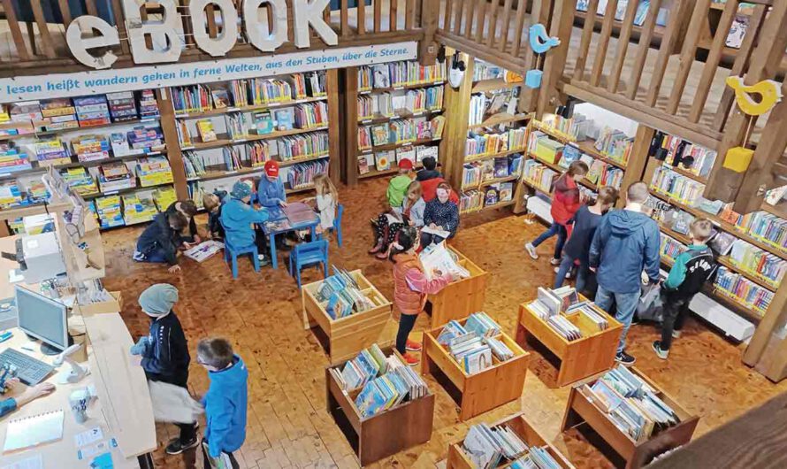 Junge Leserschaft in der Bücherei St. Laurentius