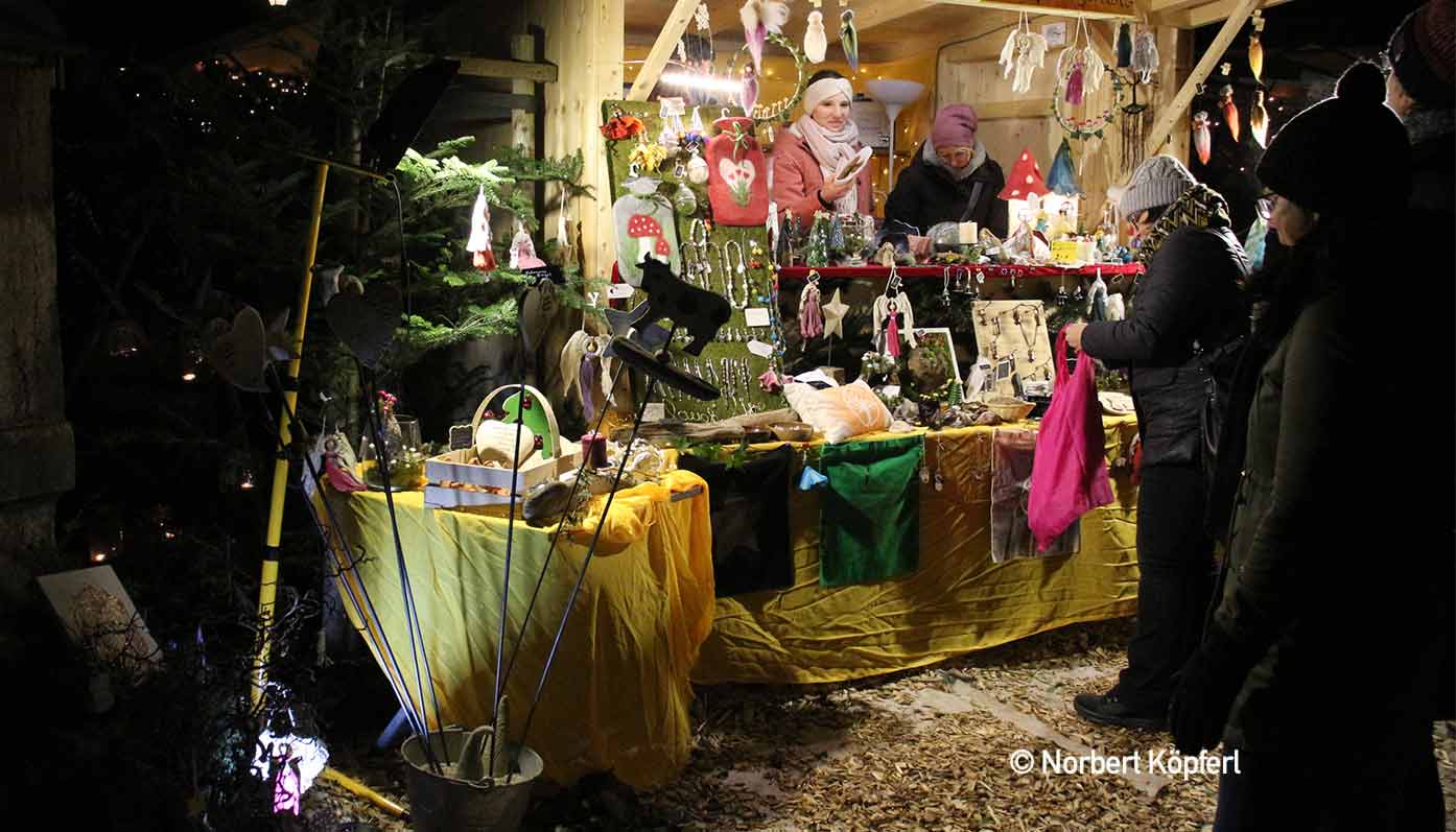 Am zweiten Dezemberwochenende findet wieder der beliebte vorweihnachtliche Barbaramarkt in Tittmoning statt