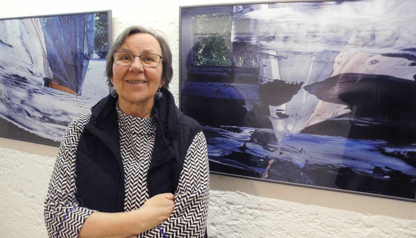 Malerin Luise Wittmann in der Galerie im Zollhäusl