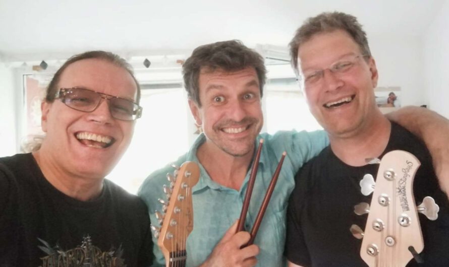 Zwei Platzkonzerte: Bluesrock und Liedermacher