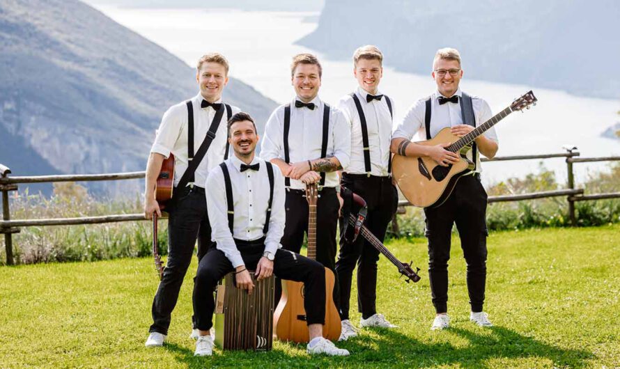 Platzkonzert mit 3 Brothers & 2 Others